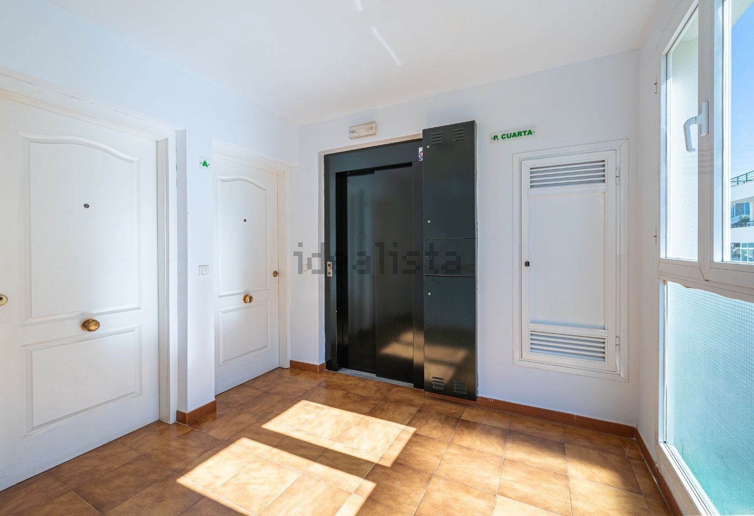 Ático en venta en Calle Monte Paraíso (14) Ático en venta en Calle Monte Paraíso