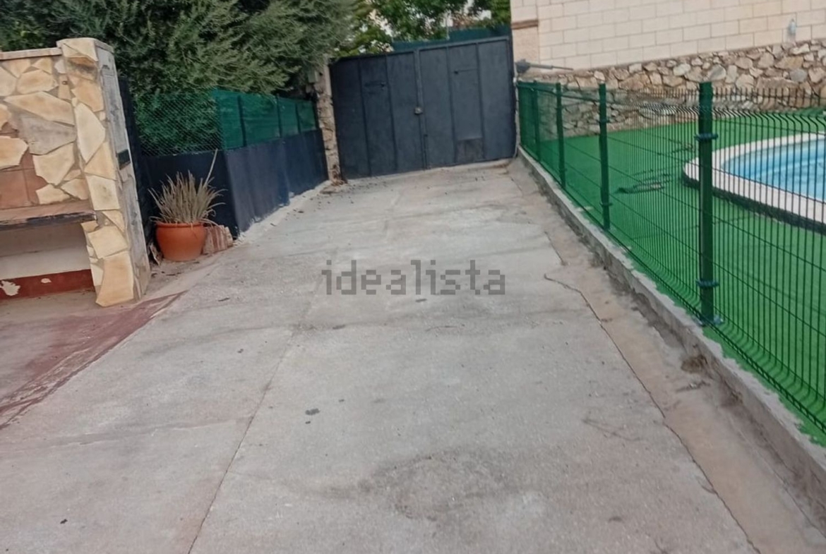 Casa o chalet independiente en venta en CL Manzanilla