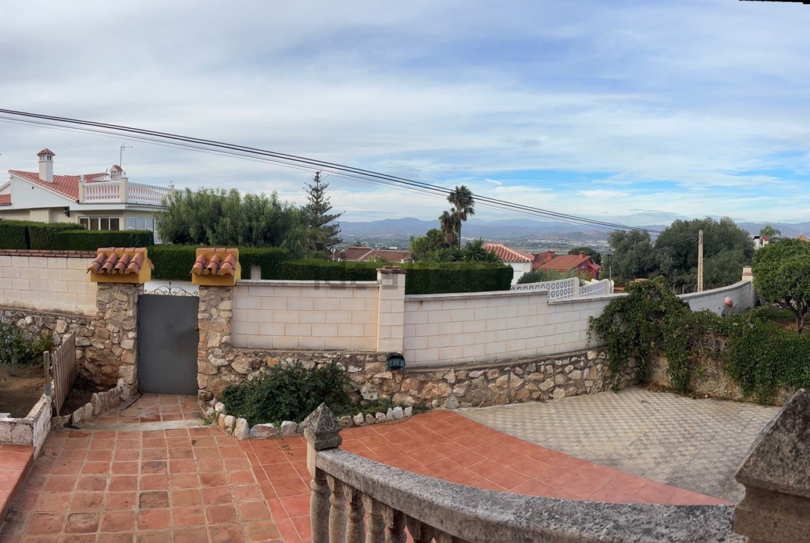 Casa o chalet independiente en venta en CL Manzanilla