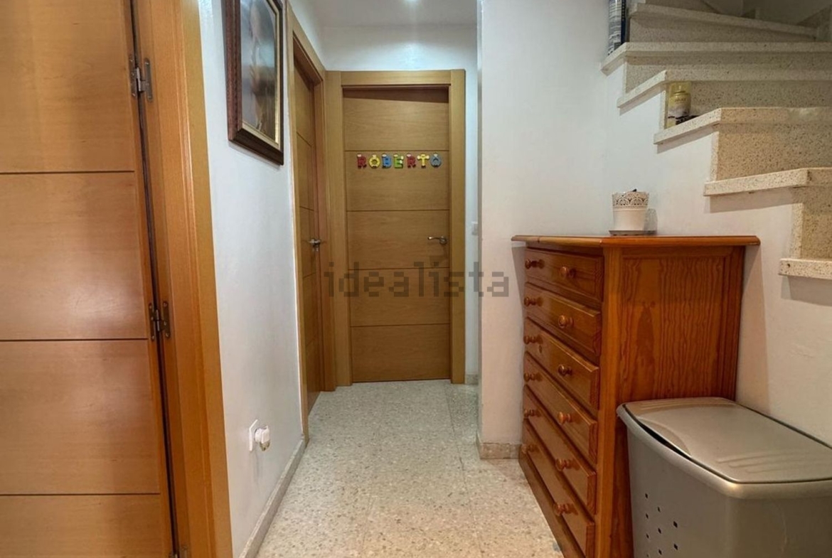 Chalet-adosado-en-venta-en-calle-la-Huerta