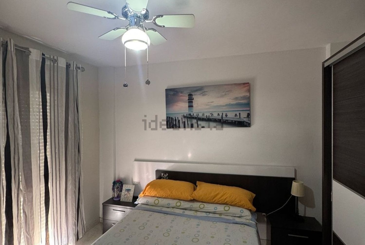 Chalet-adosado-en-venta-en-calle-la-Huerta