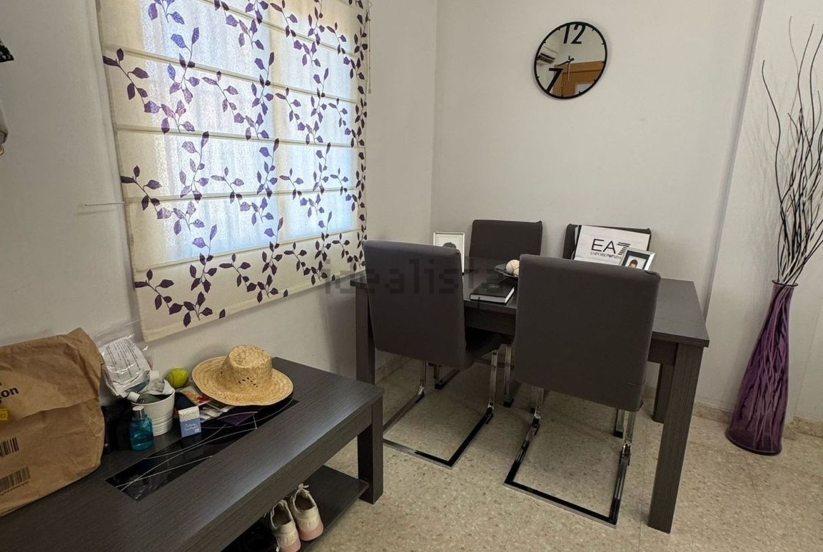 Chalet-adosado-en-venta-en-calle-la-Huerta