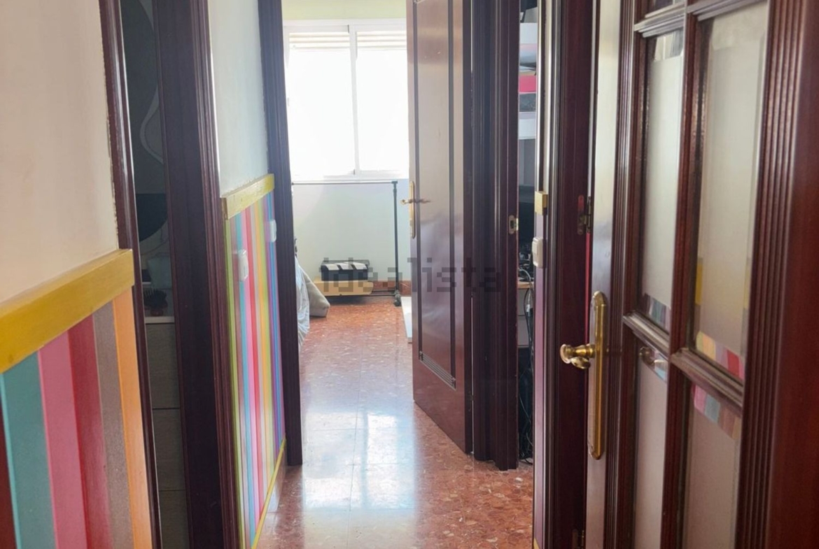 Piso en venta en CL Arenisca (2)