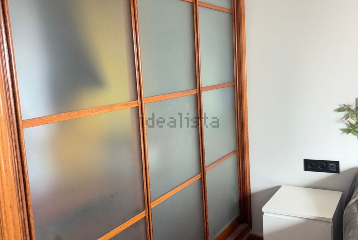 Piso en venta en CL Arenisca (2)