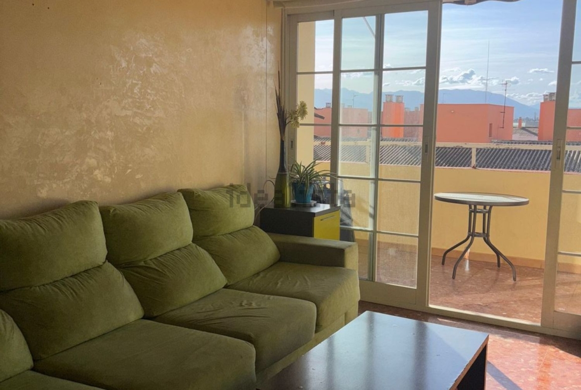 Piso en venta en CL Arenisca (2)