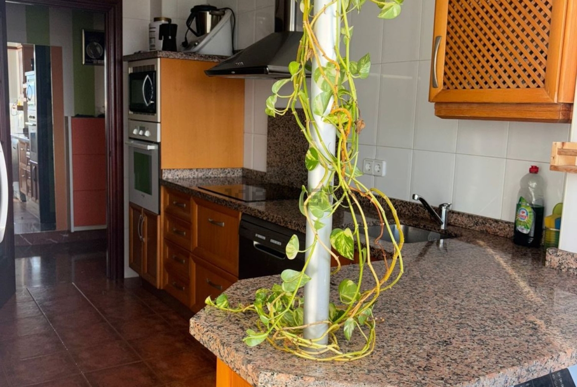 Piso en venta en CL Arenisca (2)