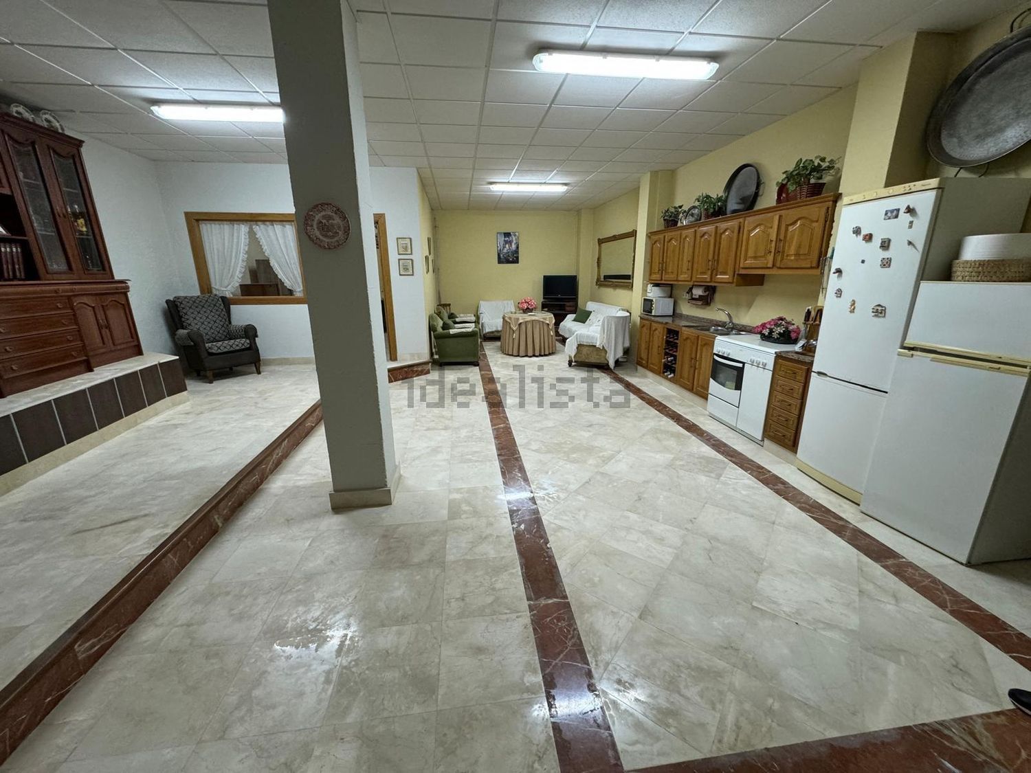 Local en venta en Calle Antonio Machado (2)